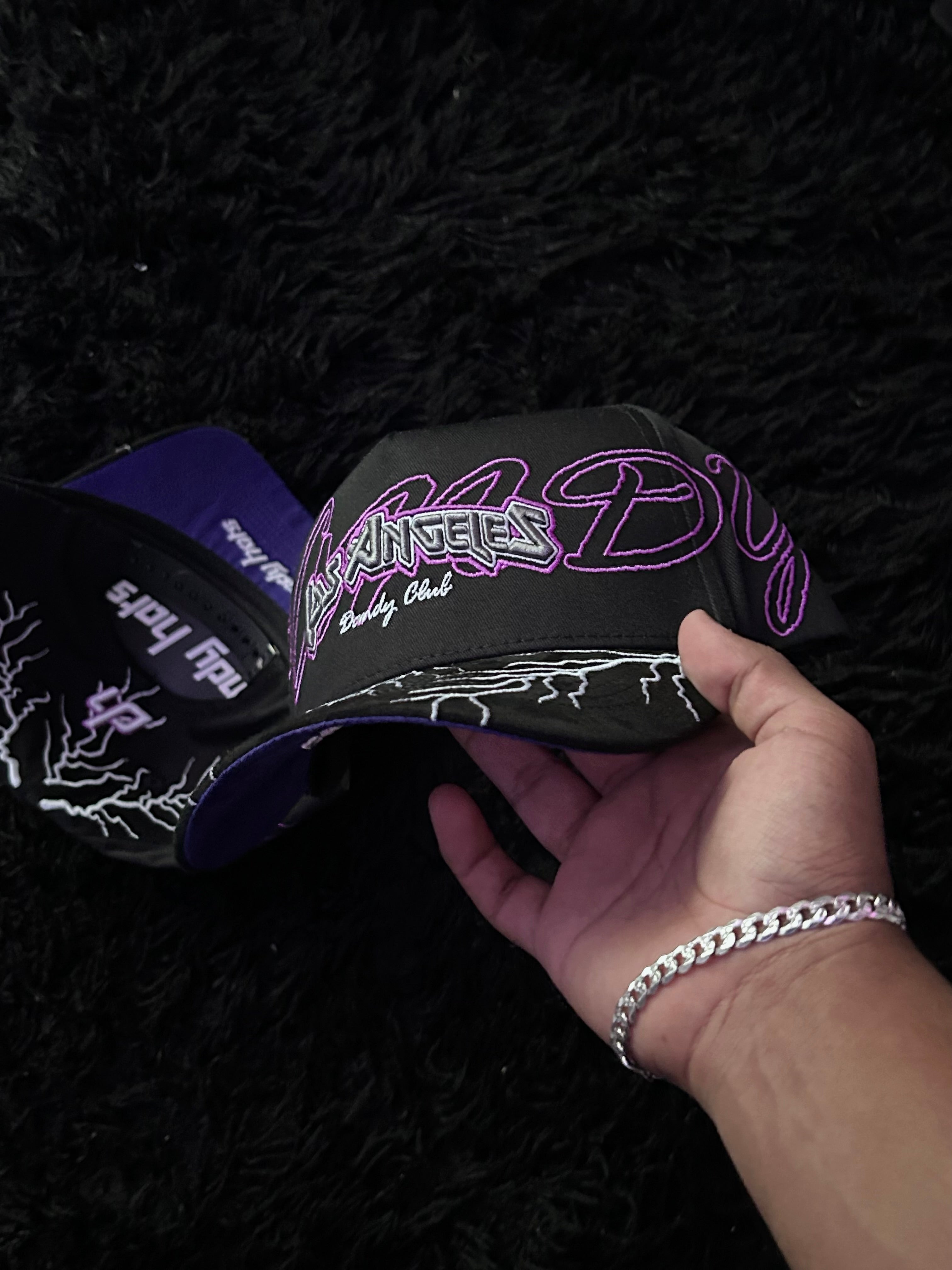 DH CLUB (GLOW IN THE DARK) POCO USO