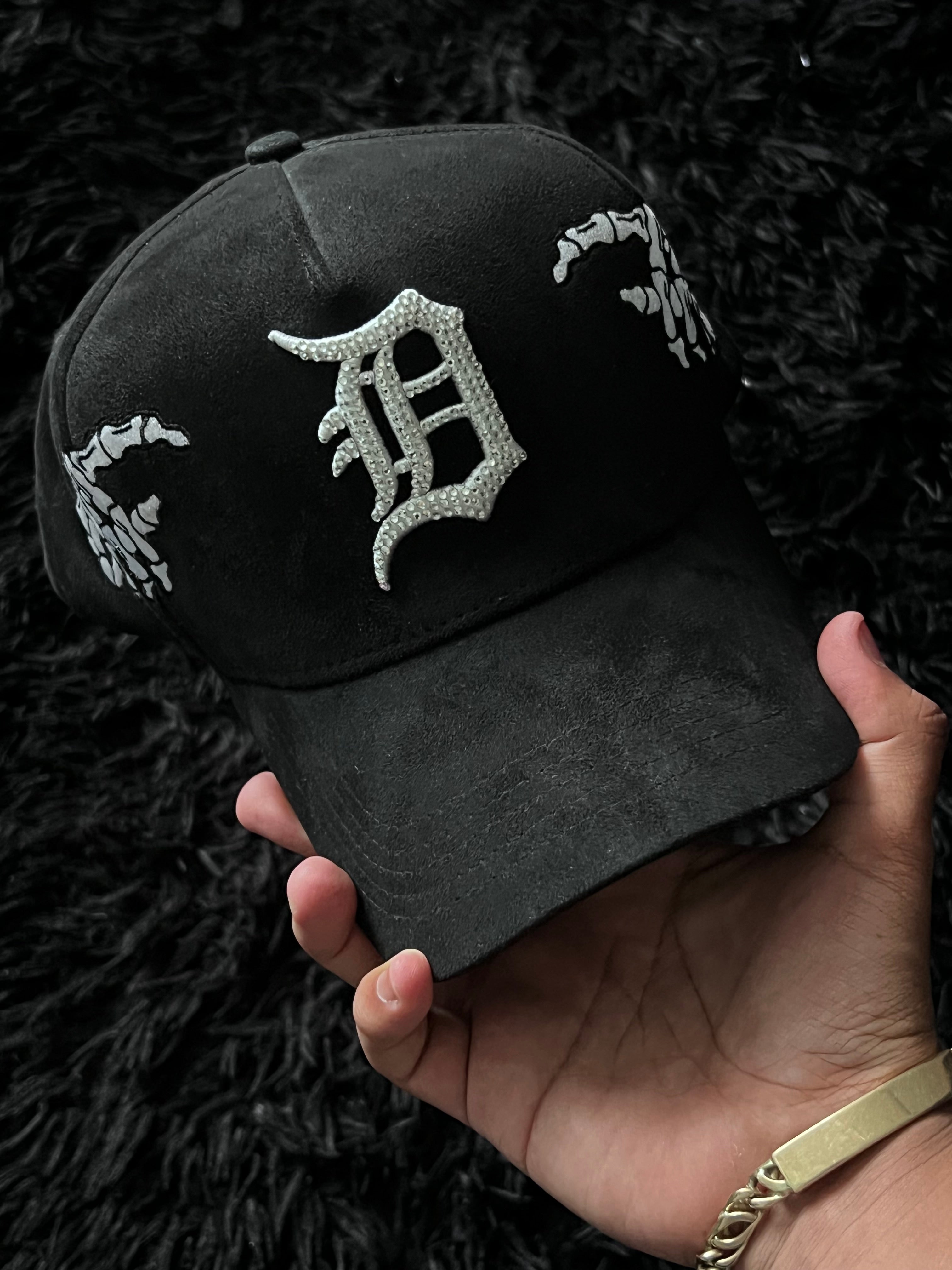 DH D SKULL CUSTOM (SIN ETIQUETAS)