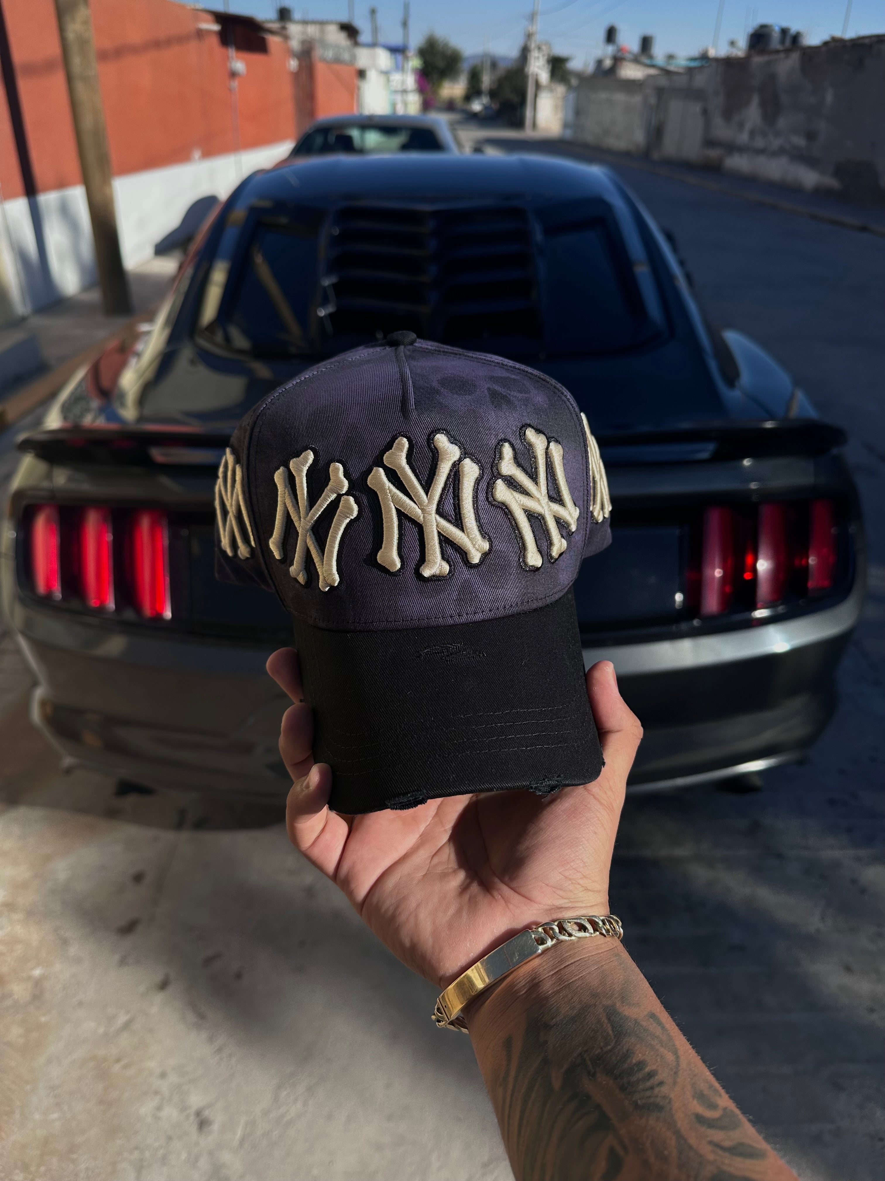 DH HALLOWEEN (SOLO 2MIL EN EL MUNDO)