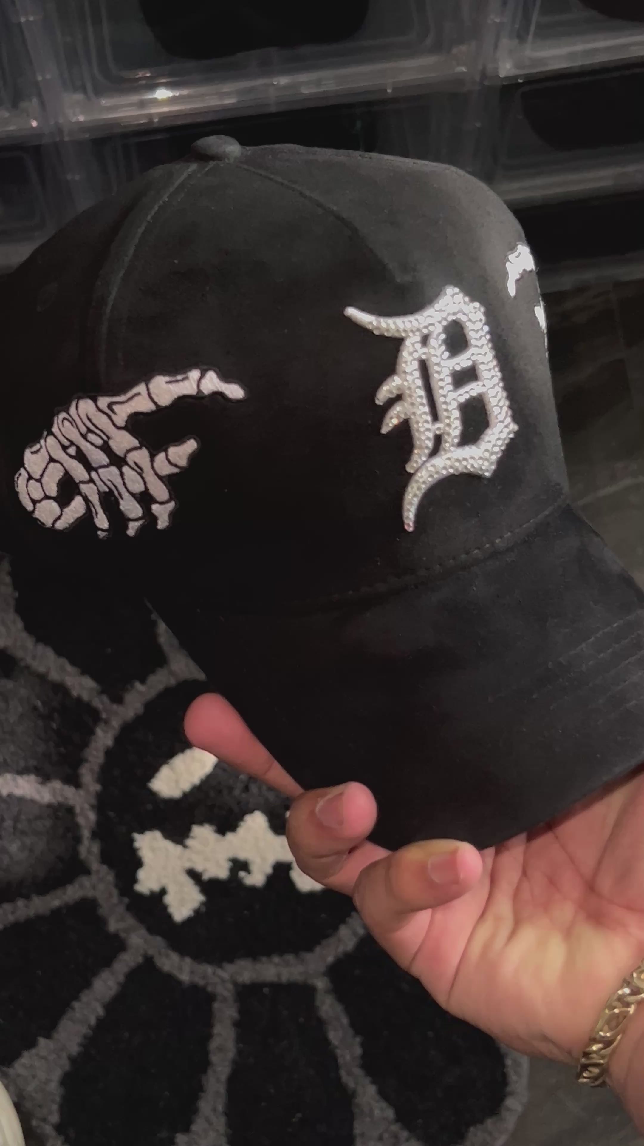 DH D SKULL CUSTOM (SIN ETIQUETAS)